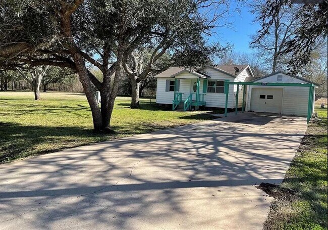 Primary Photo - 3479 River Crest Ln