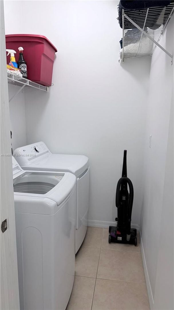 Building Photo - 10686 SW 8th St