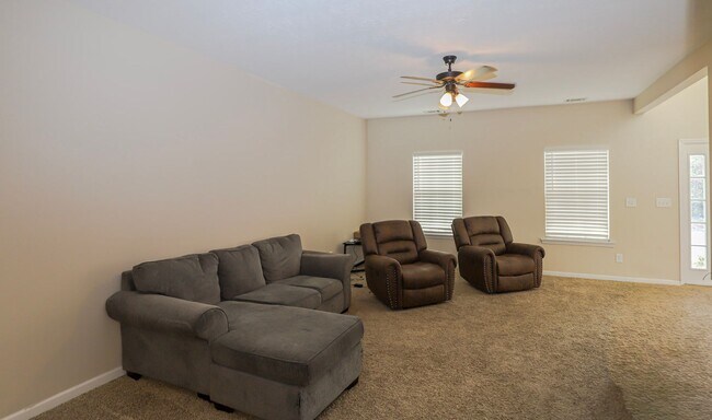 Building Photo - Spacious Home in Chamblin Ridge in Grovetown!