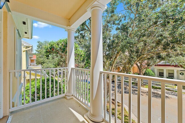 Building Photo - 148 Middlebury Dr