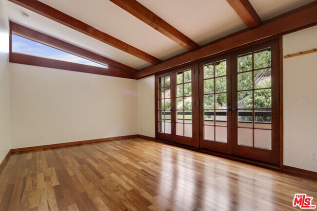 Building Photo - 5942 Paseo Cyn Dr