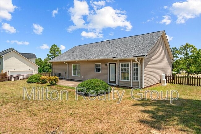 Building Photo - 11 Sawtooth Oak Cir