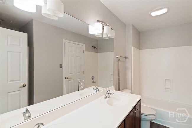 Building Photo - 104 Kendal Ct