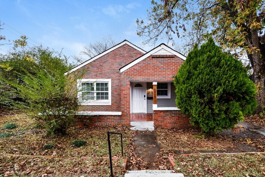 Building Photo - 6429 Court F