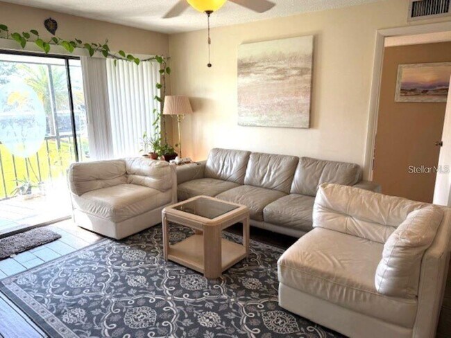 Building Photo - 108 Nina Way