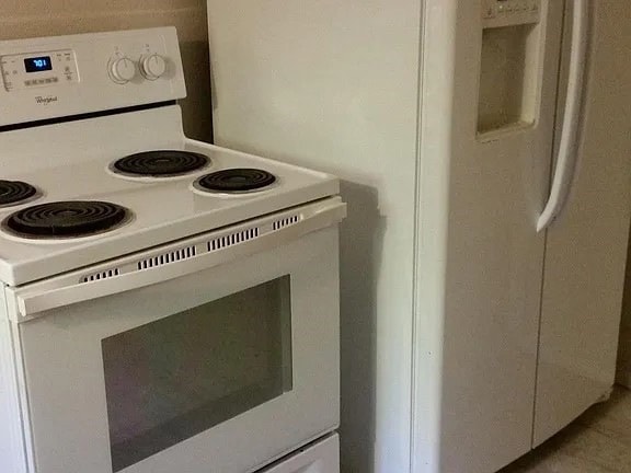 Building Photo - 304 Fulton St