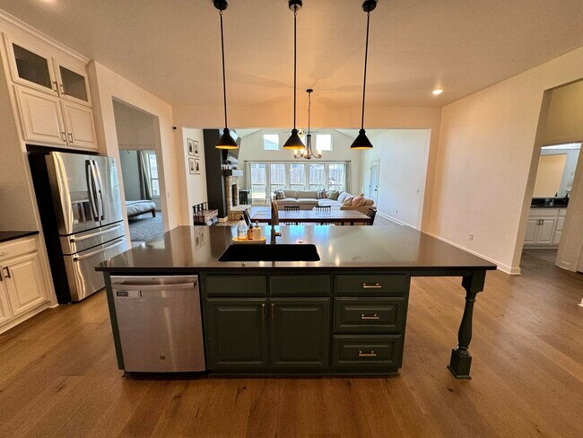 Building Photo - 18013 Marea Dr