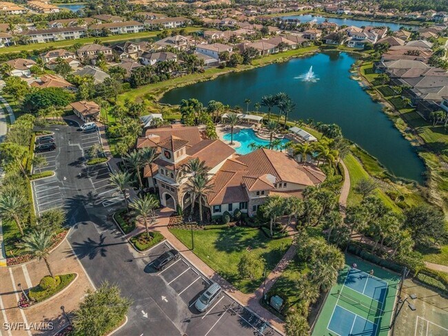 Building Photo - 9180 Glenforest Dr