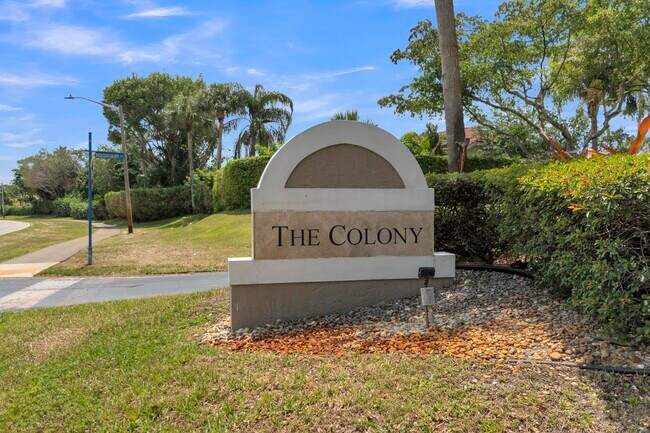 Building Photo - 23265 Boca Club Colony Cir