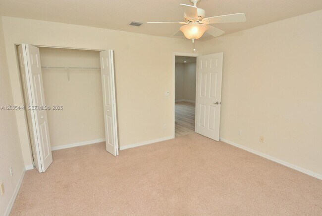 Building Photo - 4648 56th Ln