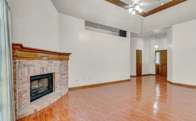 Building Photo - 1119 Meadowvale Dr