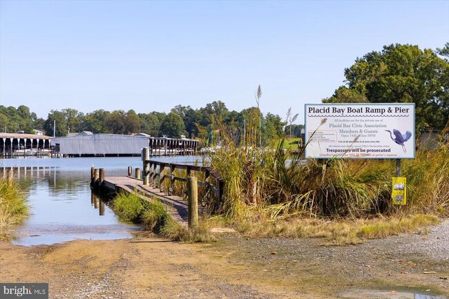 Building Photo - 703 Mattox Ave