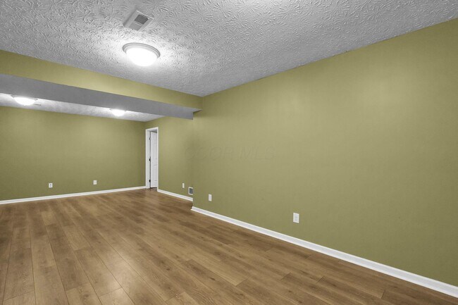 Building Photo - 5719 Cruiser Ave