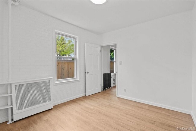 Building Photo - 152 Summerfield St