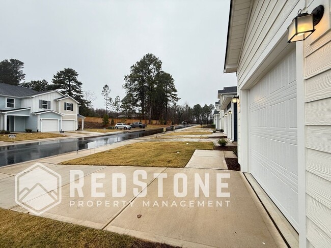 Building Photo - 194 Parker Ln