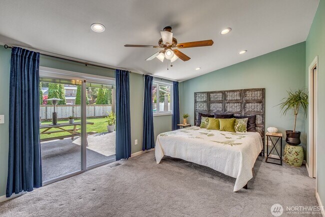 Building Photo - 3Bd/2Ba Lynnwood House