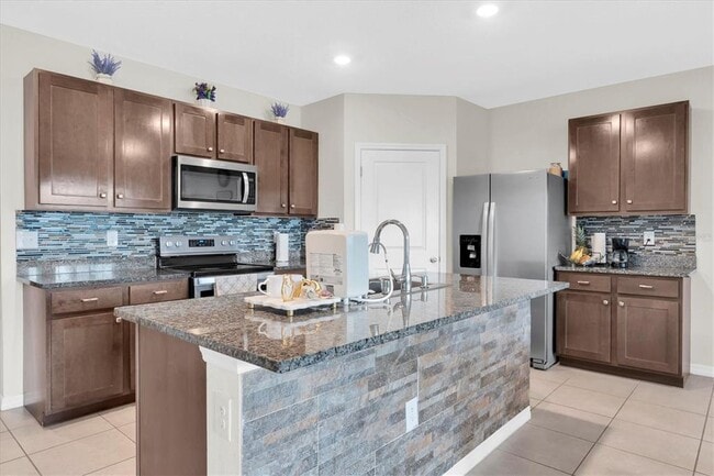 Building Photo - 2780 Garden Plum Pl