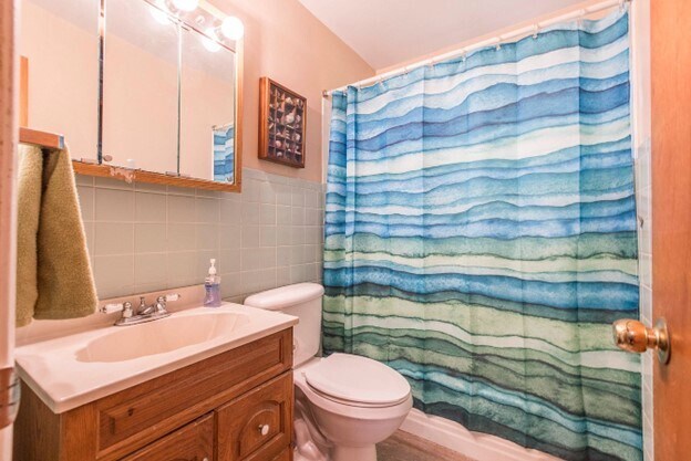 Building Photo - 304 Martin St