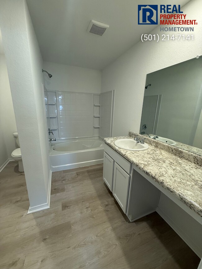 Building Photo - 6041 Discovery Trl