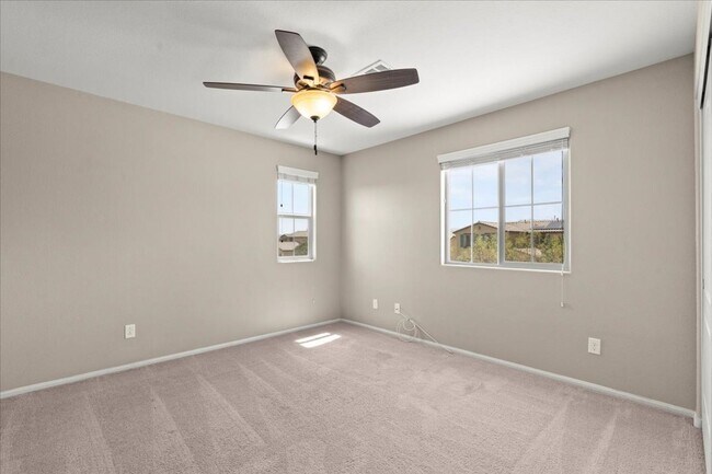 Building Photo - North Las Vegas Beauty – Roomy, Stylish, a...