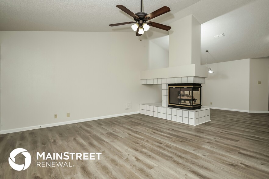 Building Photo - 8031 Forest Ash