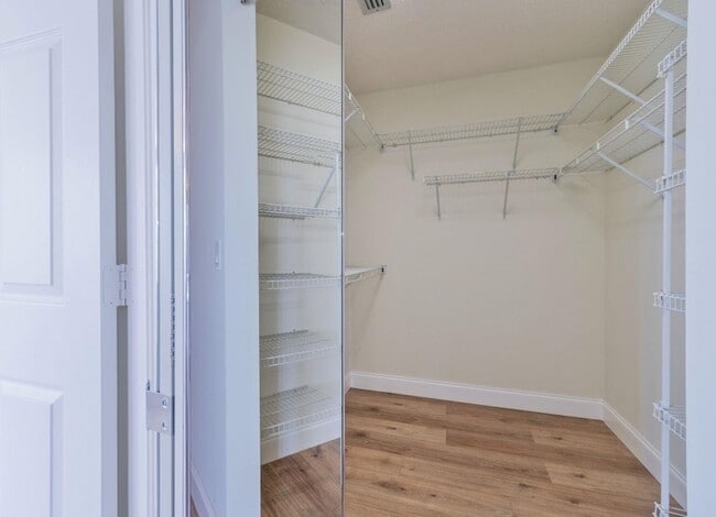 Building Photo - 474 Stonemont Dr