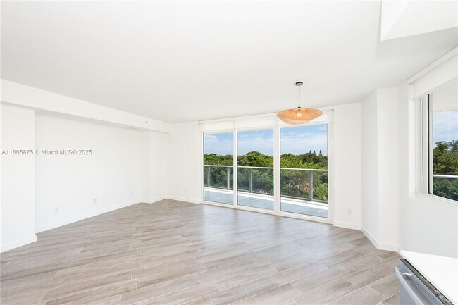 Building Photo - 4250 Biscayne Blvd