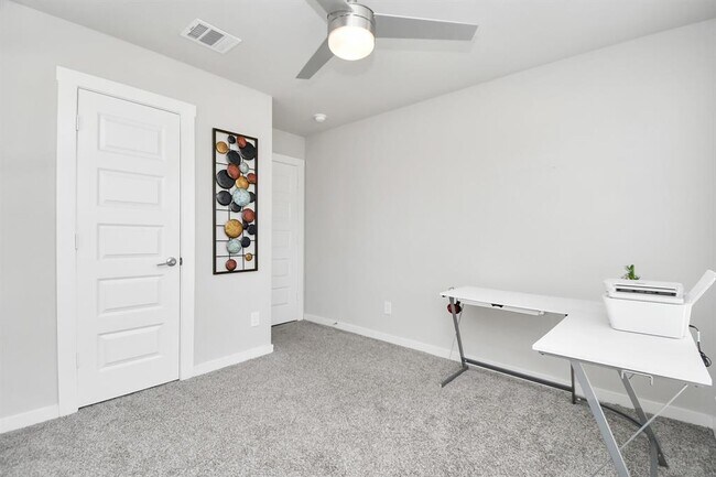 Building Photo - 7431 Teton Creek Trace