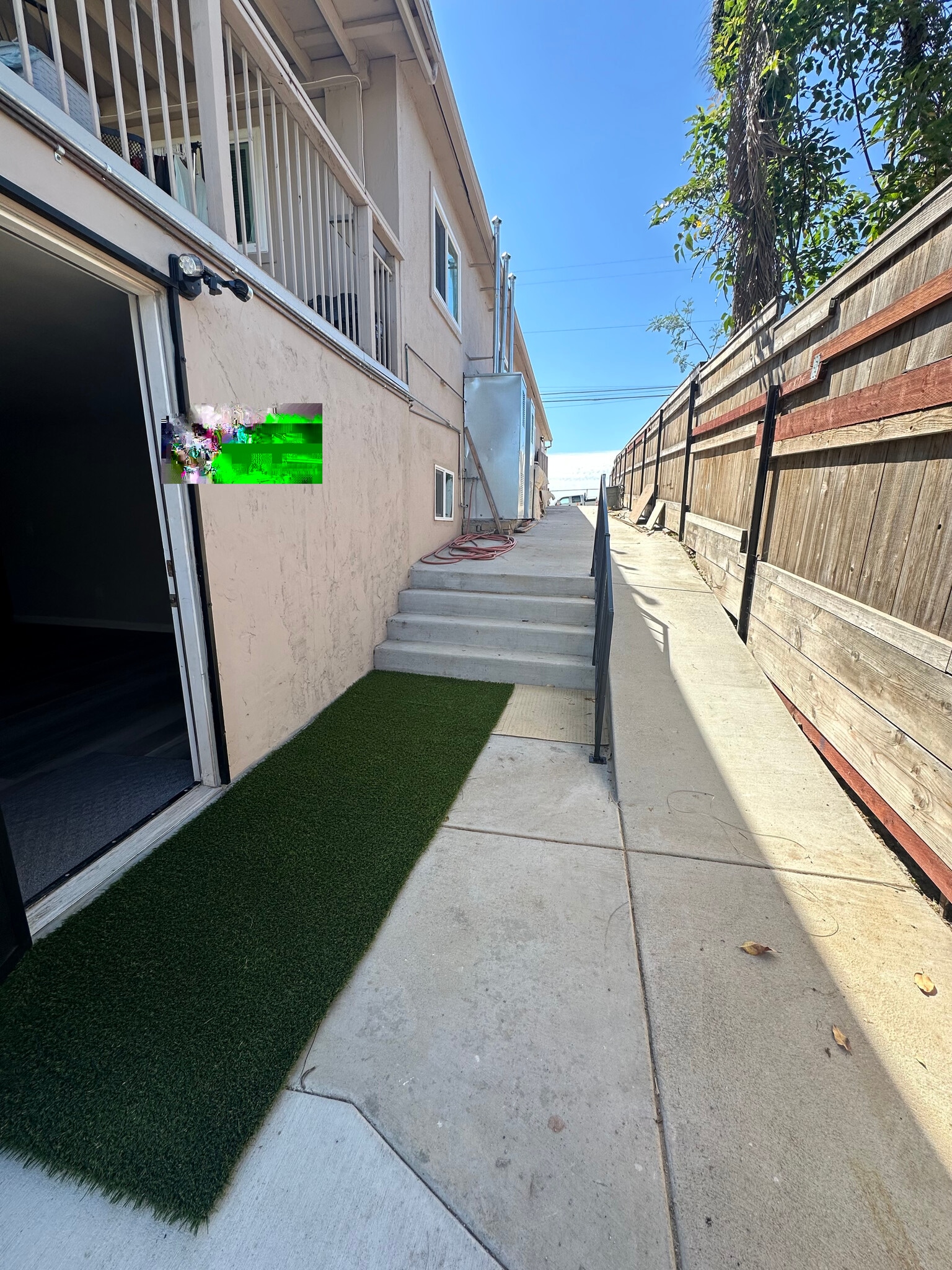 Building Photo - 2339 Van Ness Ave