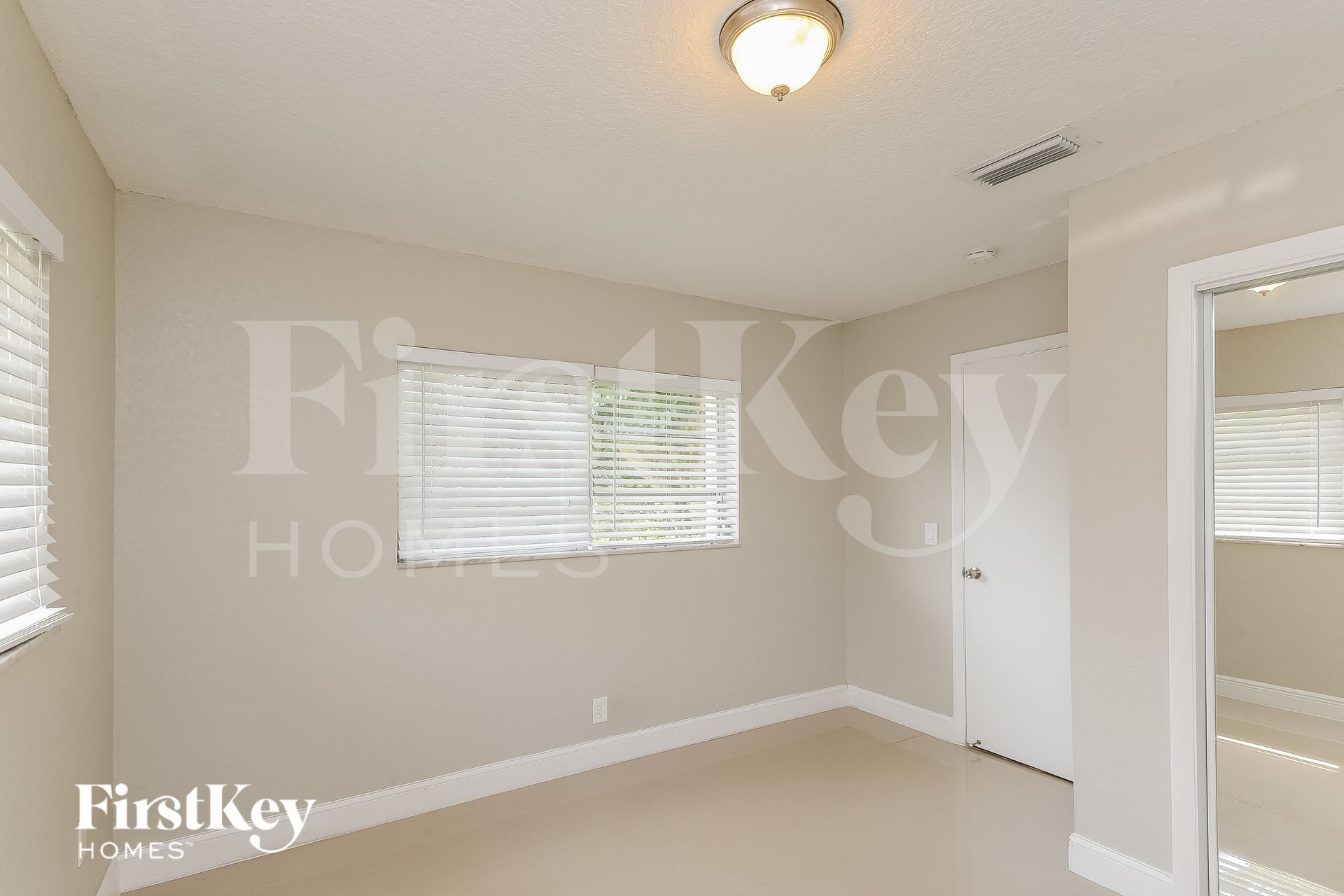 Building Photo - 3631 NW 108th Dr