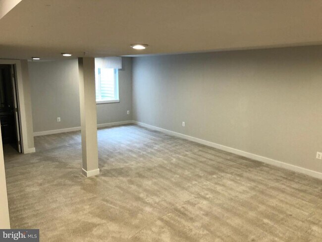 Building Photo - 5259 Blackgum Rd
