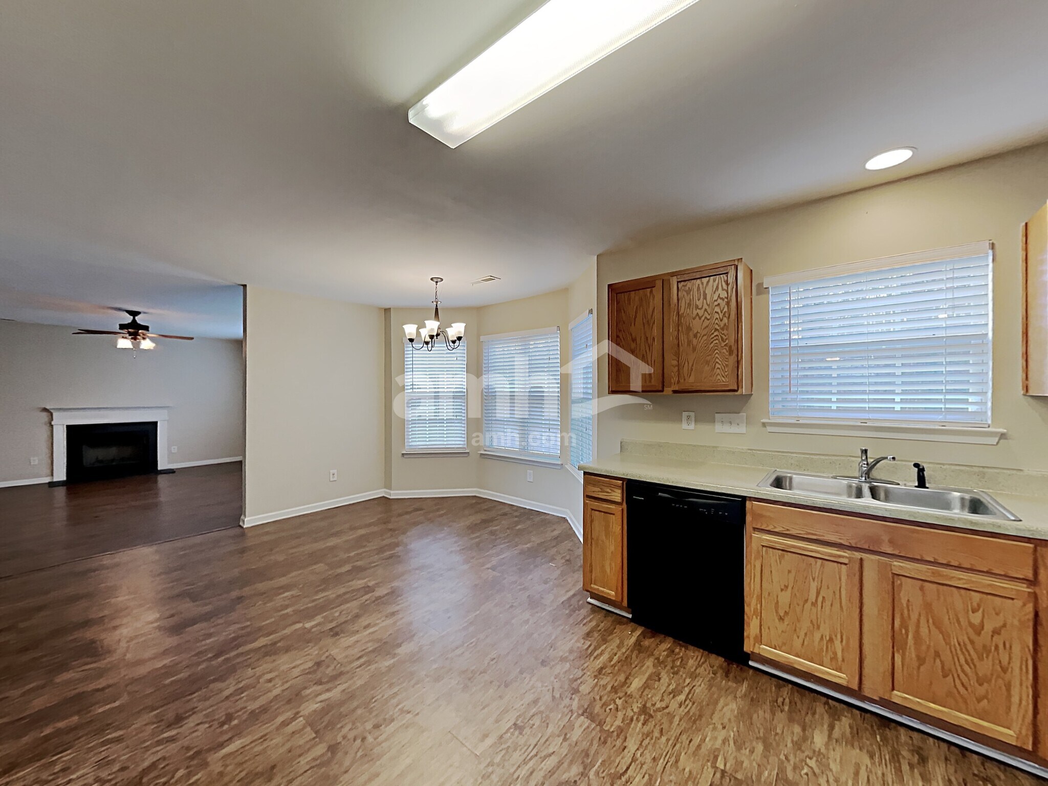 Building Photo - 4227 Springhaven Dr