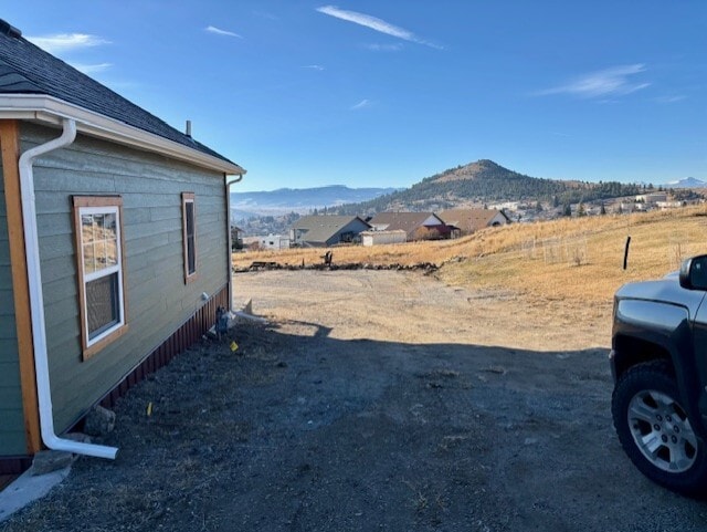 Building Photo - 831 N Montana St