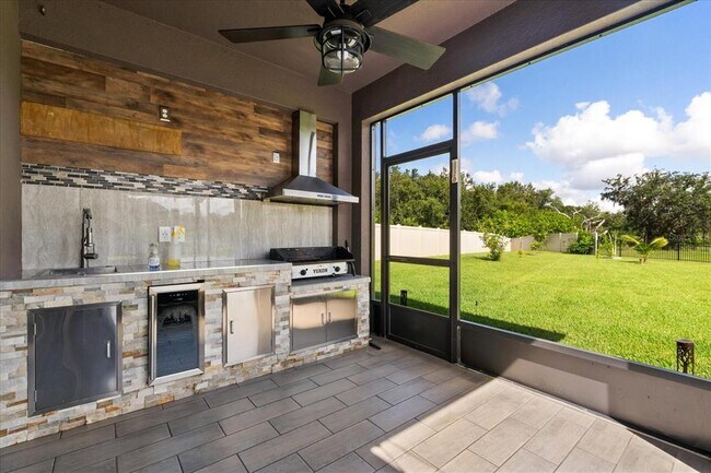 Building Photo - 3559 Southern Cross Lp