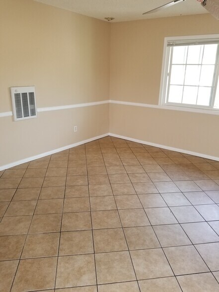 Building Photo - 3538 21st St