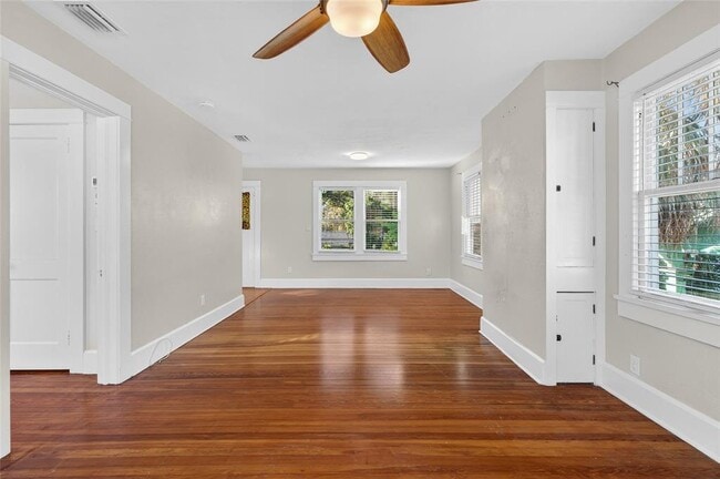 Building Photo - 2905 14th St N