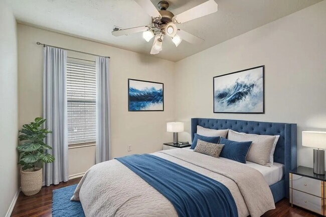 Building Photo - 24607 Tribeca Ln