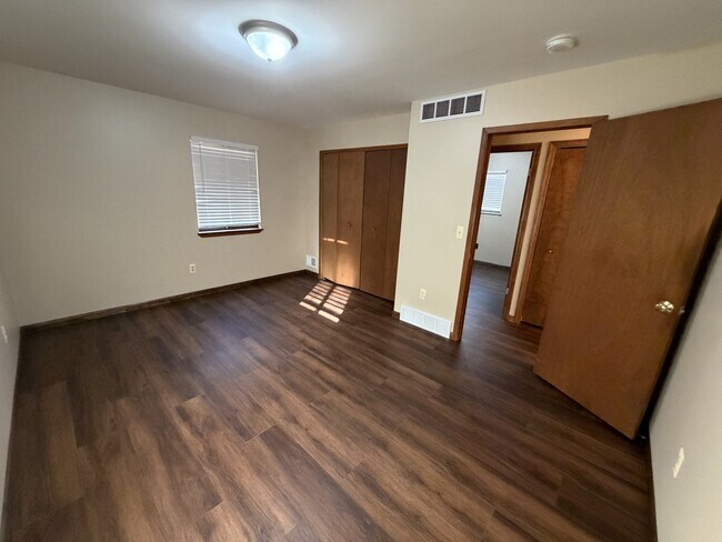 Building Photo - 27741 Delton St