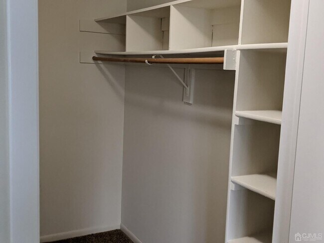 Building Photo - 5113 Ravens Crest Dr