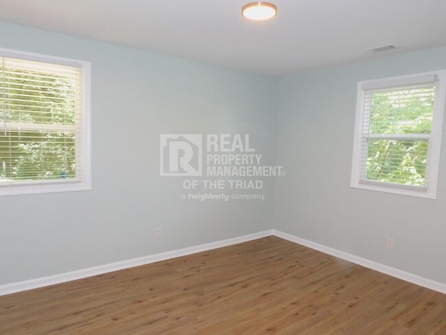Building Photo - Recently renovated 3BR/1BA in Winston-Salem!