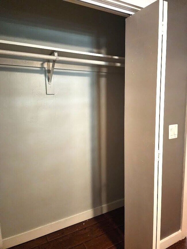 Building Photo - 3 Bed 2.5 Bath Apt NW OKC