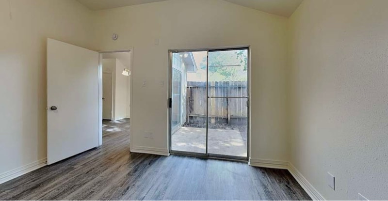 Building Photo - 20603 Sycamore Crest Ln