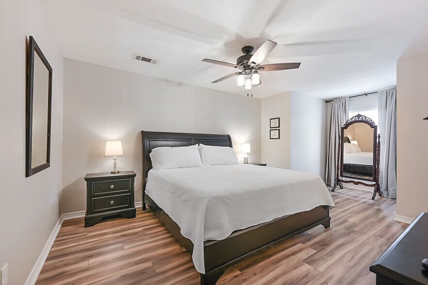 Building Photo - 406 Montauk Ct