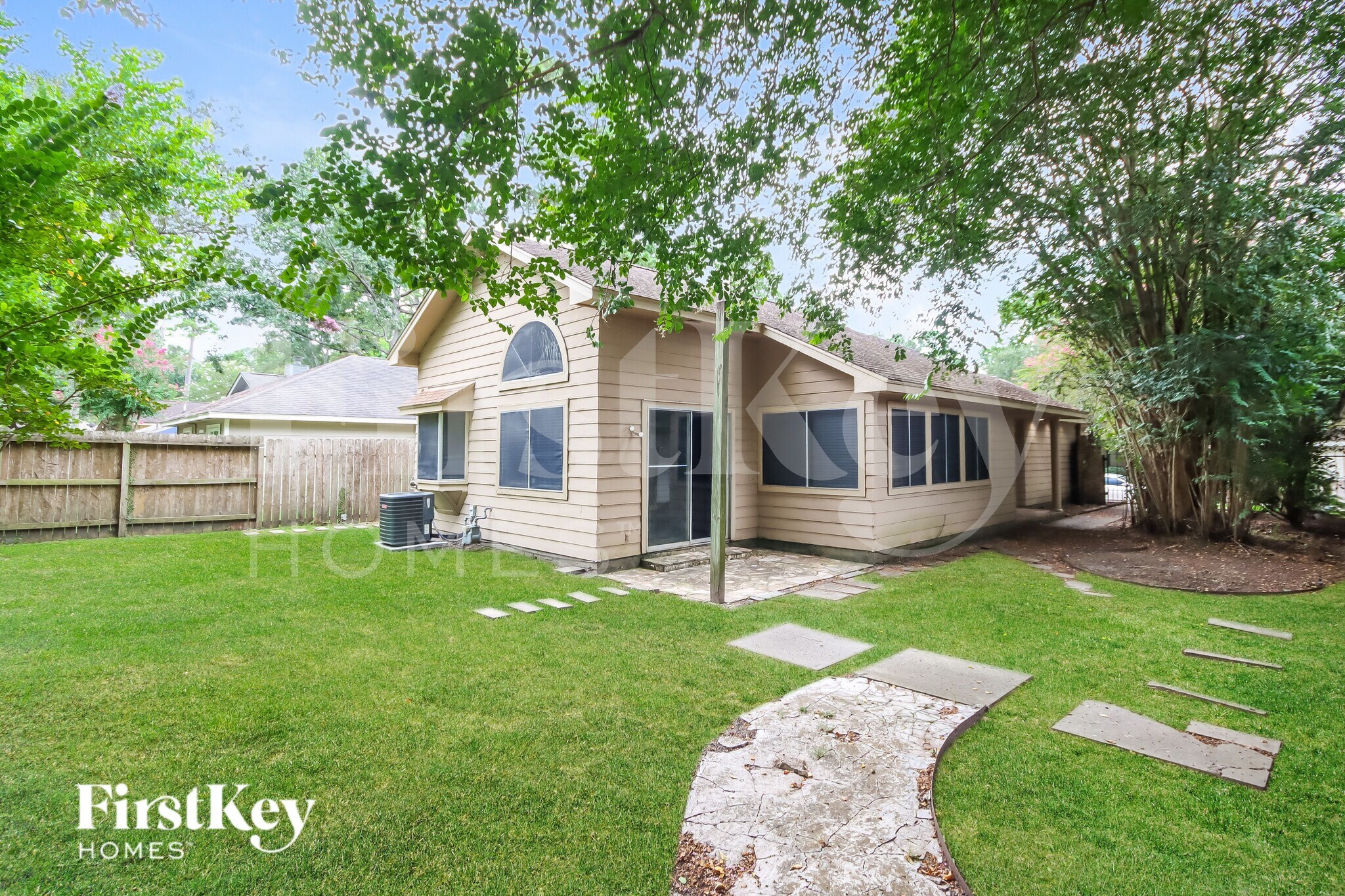 Building Photo - 4030 Meadowgold Ln