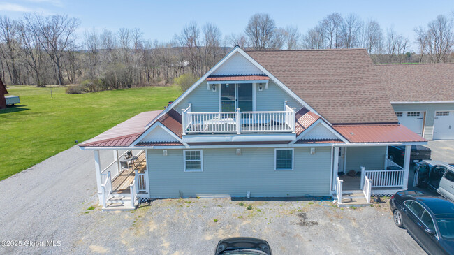 Primary Photo - 298 Wilton Gansevoort Rd