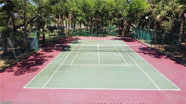 Building Photo - 15126 Parkside Dr