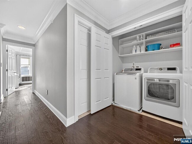 Building Photo - 4 Wesmont Drive