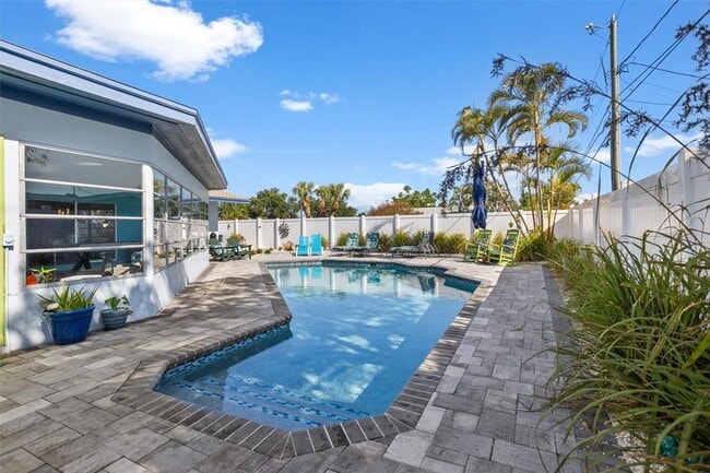 Building Photo - 6300 16th St S