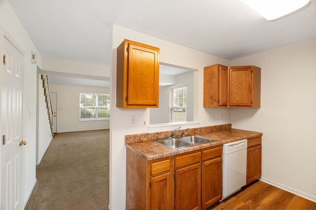 Building Photo - 3509-3511-3511 La Mesa Dr