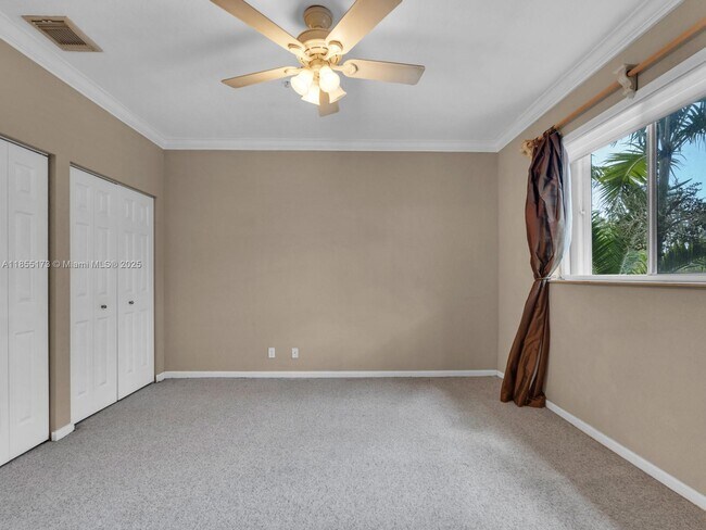 Building Photo - 2891 S Greenleaf Cir
